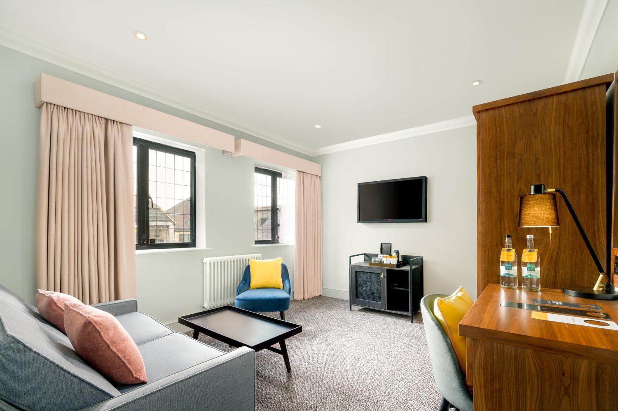 Voco Lythe Hill Hotel & Spa By Ihg Haslemere Exteriér fotografie