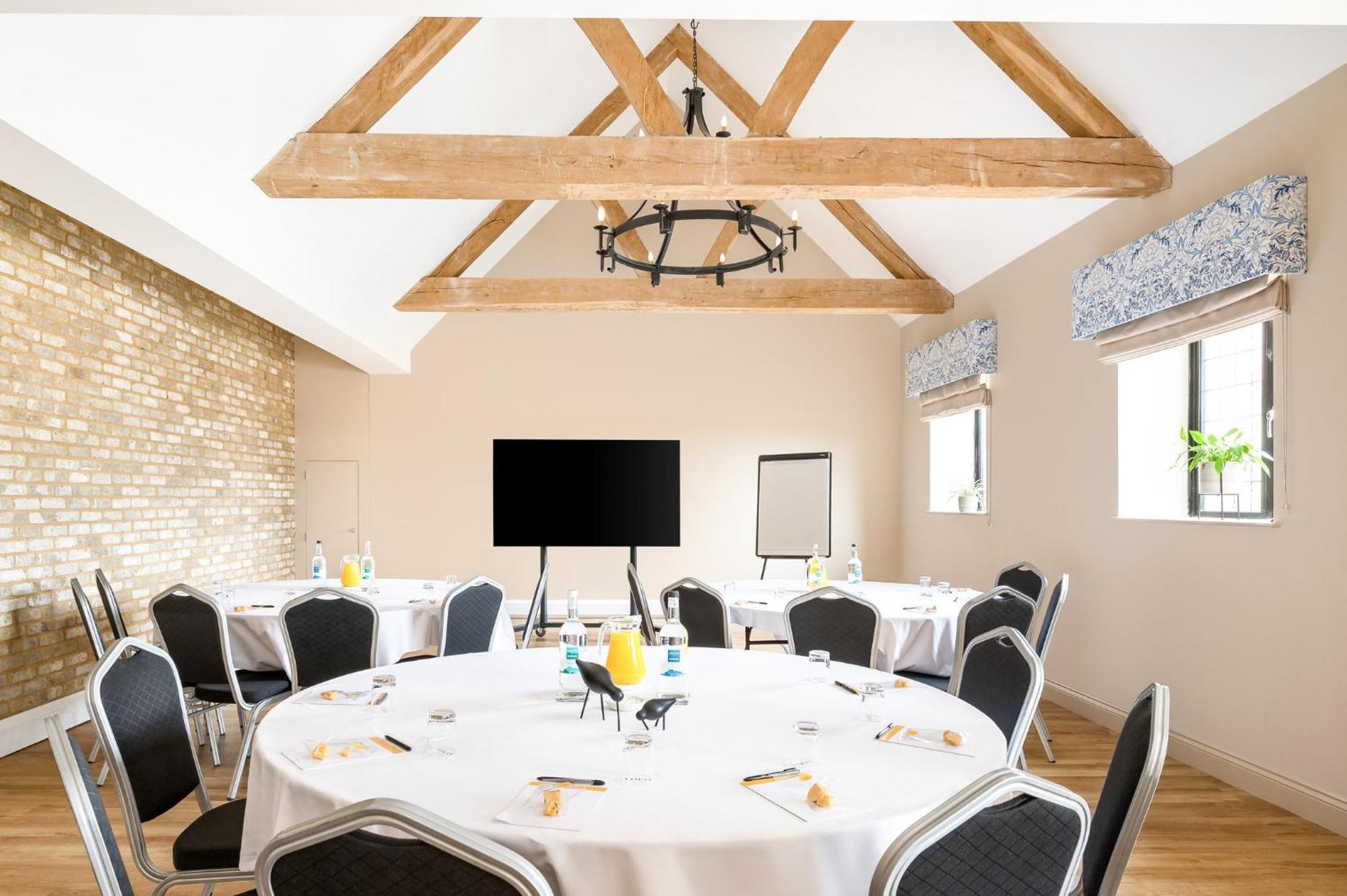 Voco Lythe Hill Hotel & Spa By Ihg Haslemere Exteriér fotografie