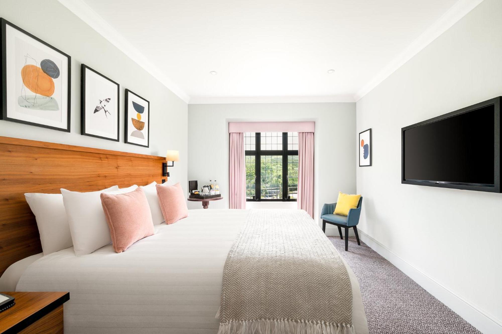 Voco Lythe Hill Hotel & Spa By Ihg Haslemere Exteriér fotografie