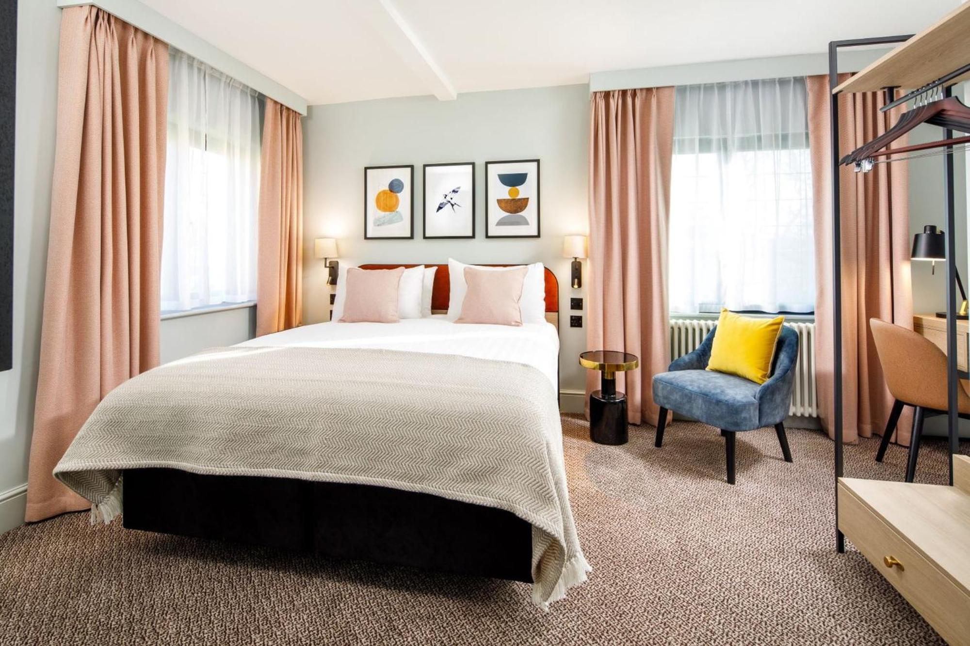 Voco Lythe Hill Hotel & Spa By Ihg Haslemere Exteriér fotografie